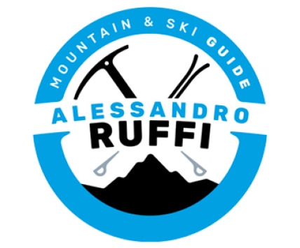 Cimone 360 Mountain &amp; Ski Guide